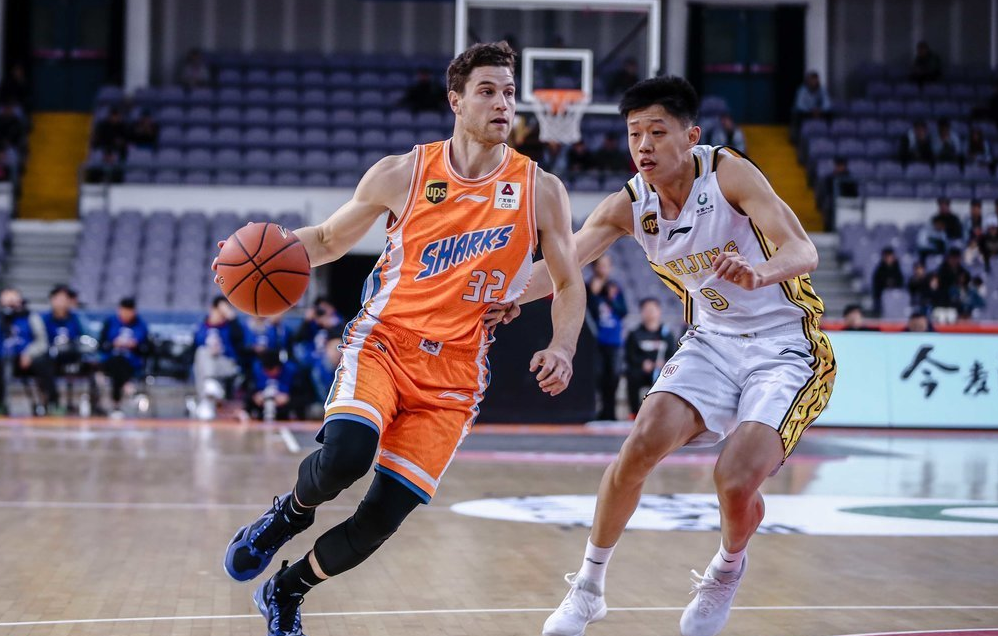 乐动体育官网-里程碑夜！亚特兰大战术微调，CBA常规赛赛前刷纪录，震撼外界，临场指挥获称赞的简单介绍