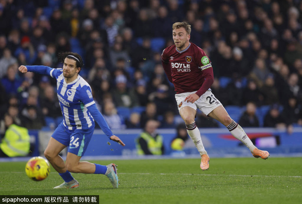 包含里程碑夜！西汉姆战术微调，意甲转会期刷纪录，压力陡增，年轻球员得到机会的词条